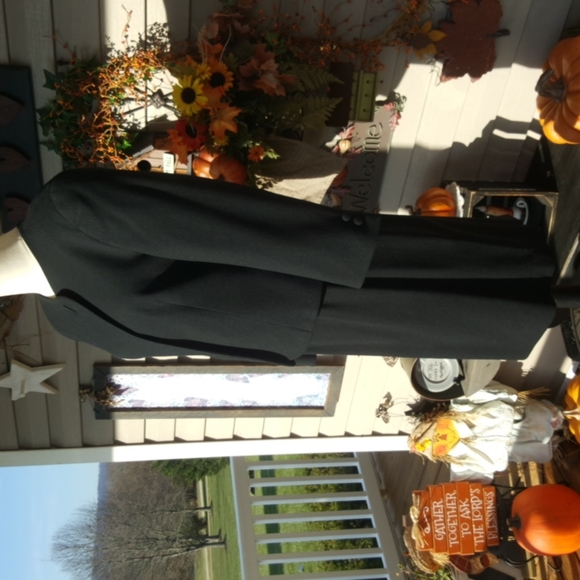 JOS. A. BANK CLOTHIERS ♡ Vintage Black 2pc Pure Wool Fully Lined Skirt Suit 4 - Picture 8 of 17